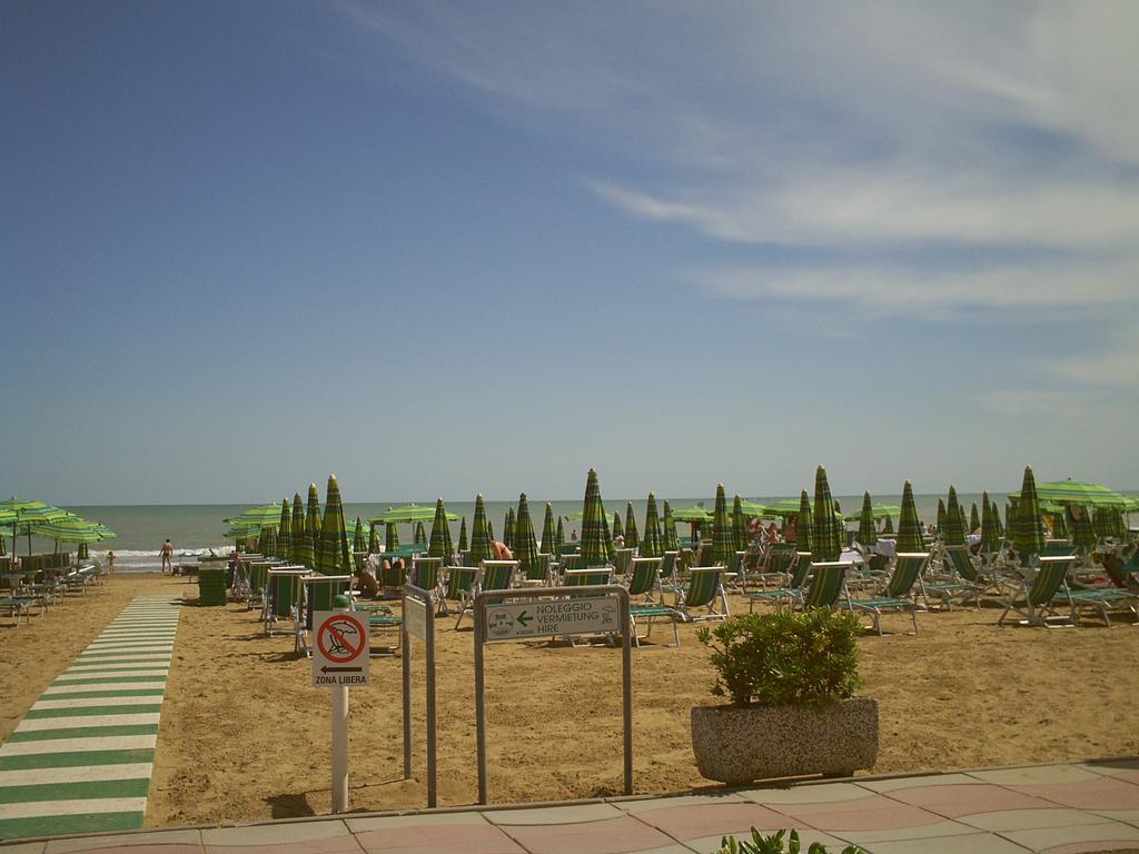 Hotel Danubio Lido di Jesolo Eksteriør billede